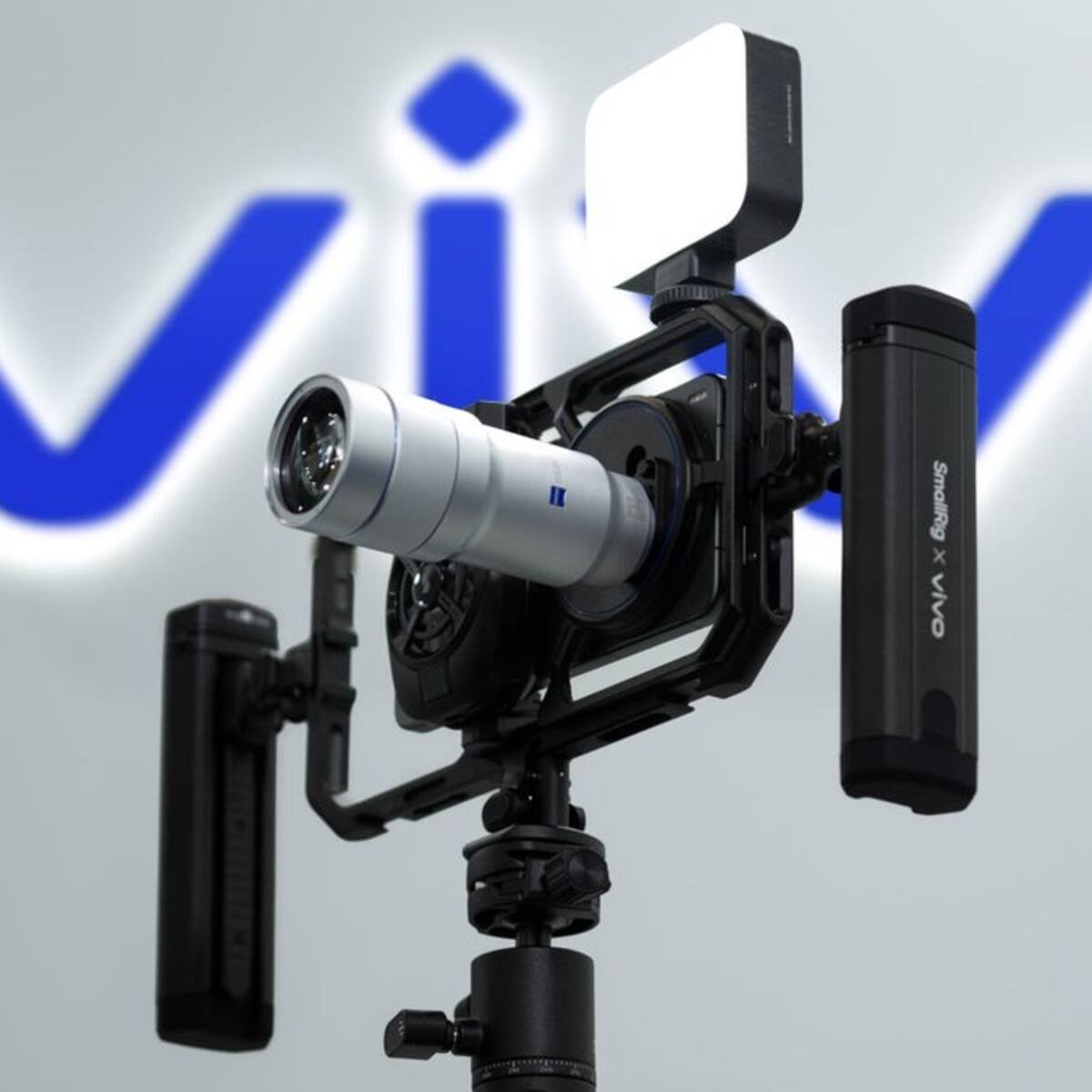 El Vivo X300 Ultra destaca en el MWC con su zoom óptico de 400 mm