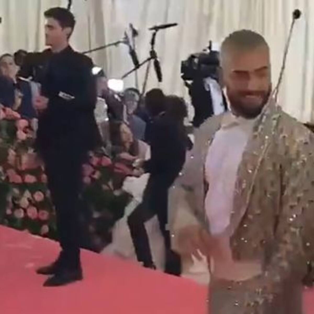 Ignoran a Maluma en la alfombra roja de la Met Gala
