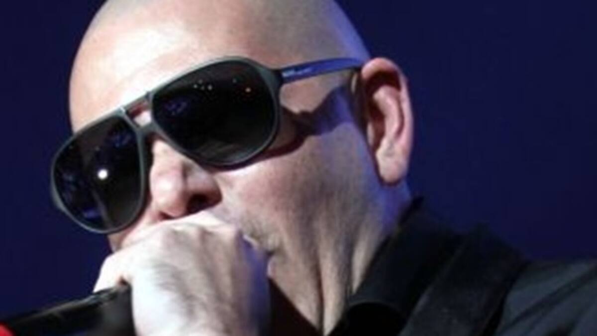 Pitbull hace una nueva 'Sopa de Caracol'