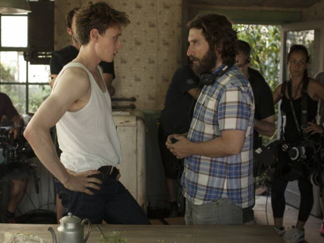 George MacKay y Segio G. Sánchez en un momento del rodaje / Universal Pictures