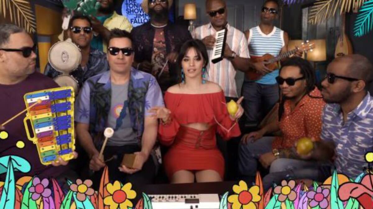 Camila Cabello se animó a cantar “Havana” con instrumentos de juguete