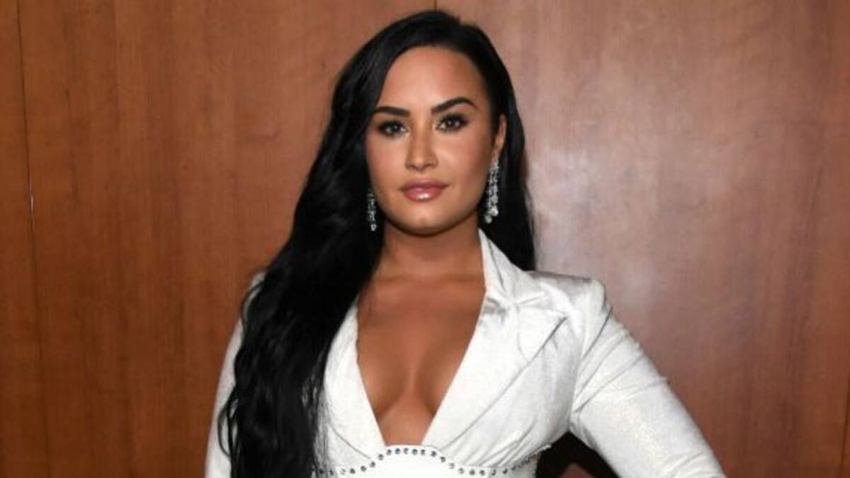 Demi Lovato se mostró al natural y publicó una foto de sus estrías para dar un fuerte mensaje