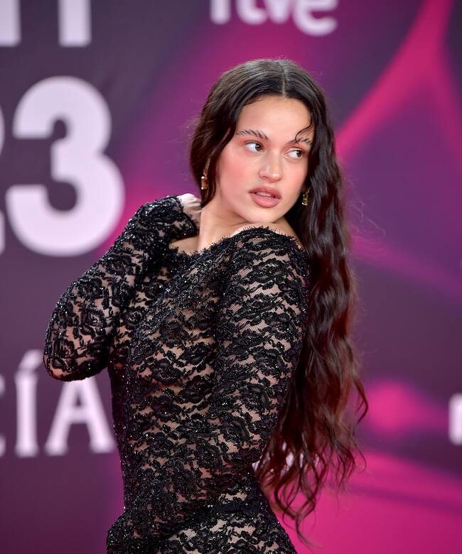 Rosalía, en la alfombra roja de los Premios Latin Grammy 2023
