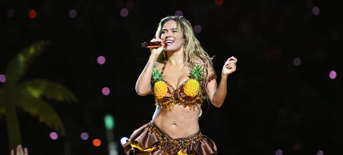 Karol G durante la NFL.