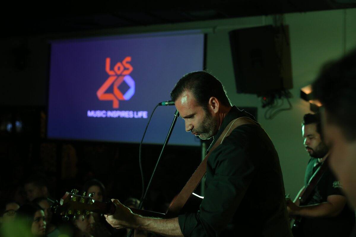 Básico 40 con Horacio Valdés