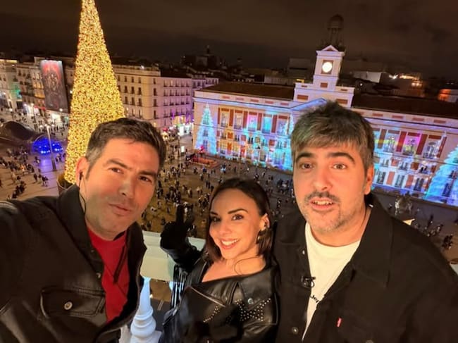 Chenoa y Estopa desde la Puerta del Sol.