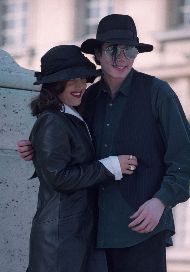 Lisa Marie Presley y Michael Jackson en Versalles en 1995.