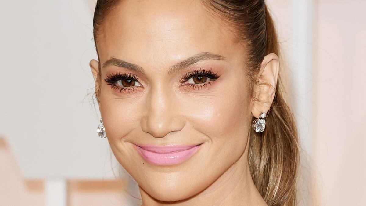 Jennifer Lopez anuncia nueva música con un viejo conocido
