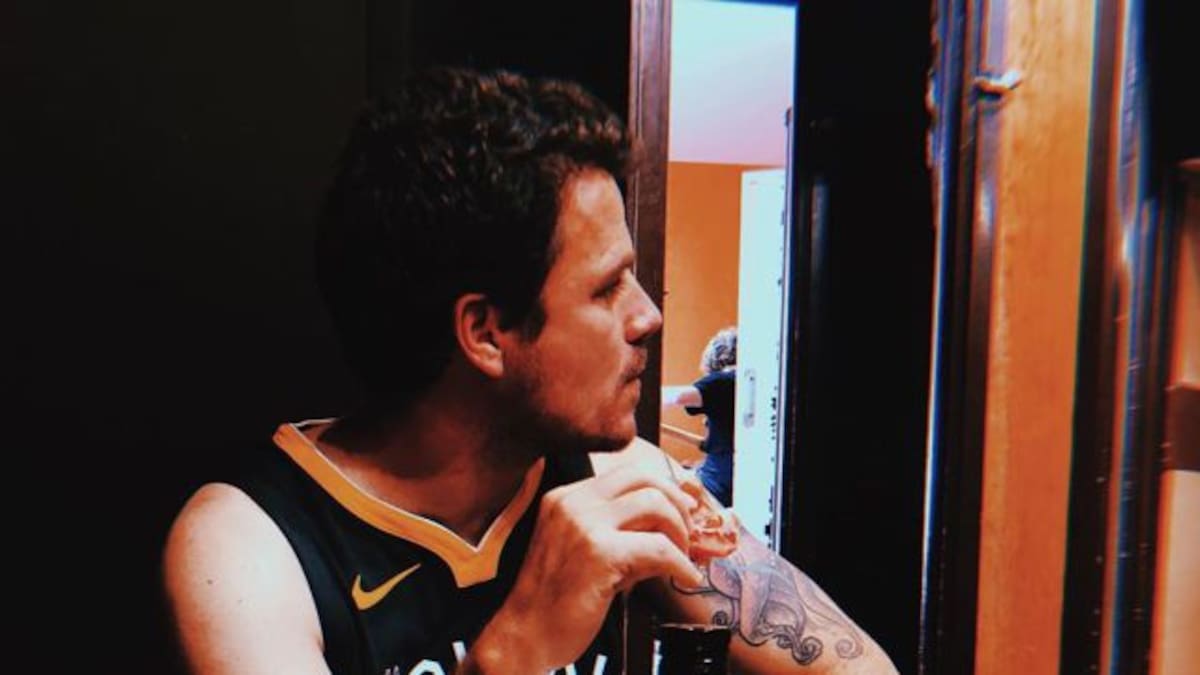 Dani Martín y Alejandro Sanz llevan la misma camiseta y la queremos ya