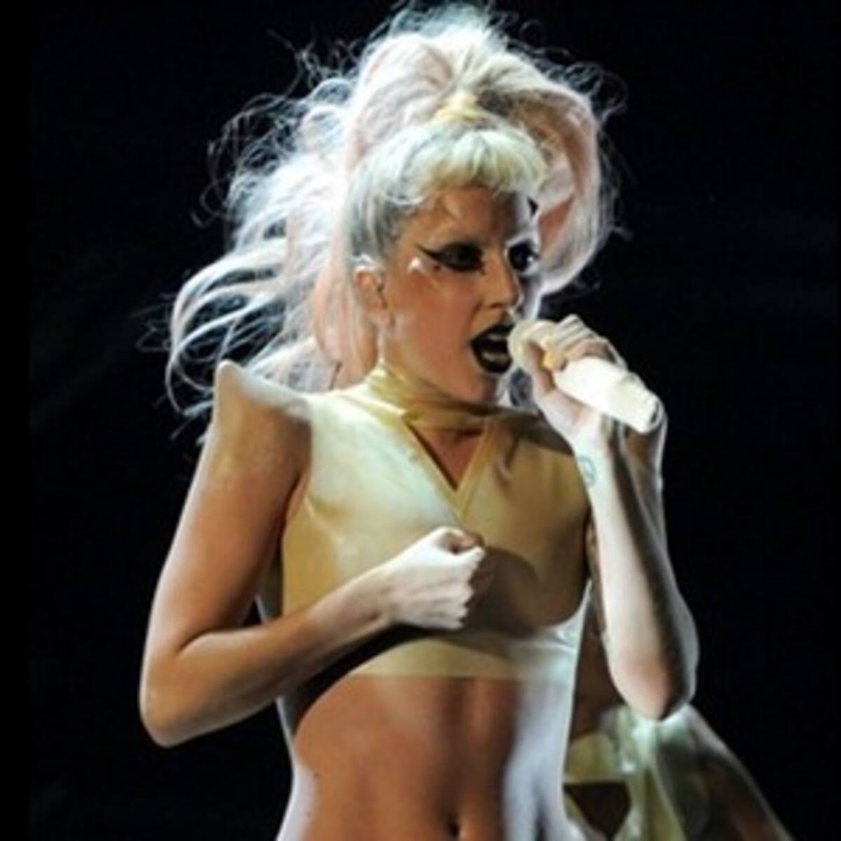 Lady Gaga indigna a los fotógrafos