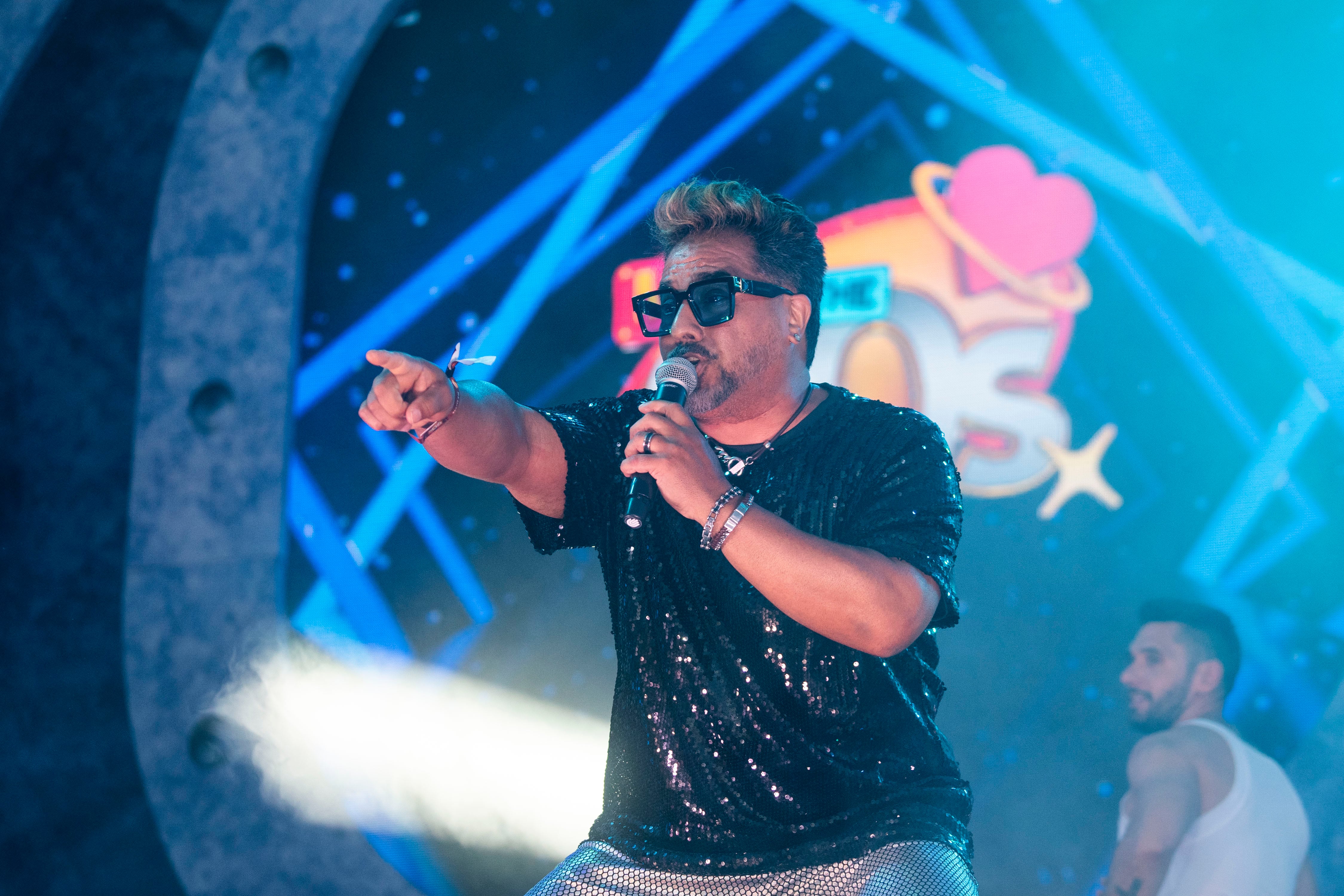 Un evento espectacular repleto de la mejor música de la década de los 90 que nos transportó a miles de recuerdos en nuestra memoria de la mano de artistas como Chimo Bayo, King Africa, Seguridad Social, Rebeca, Blackbox y muchos más repartidos en 5 escenarios.