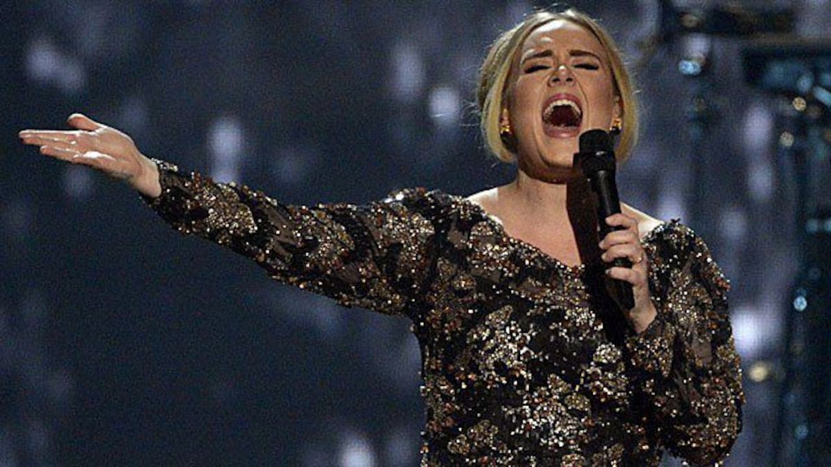 ¿Adele en problemas con Shakira?