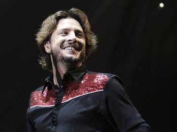 ¿Quieres vestir como Manuel Carrasco? Analizamos su look