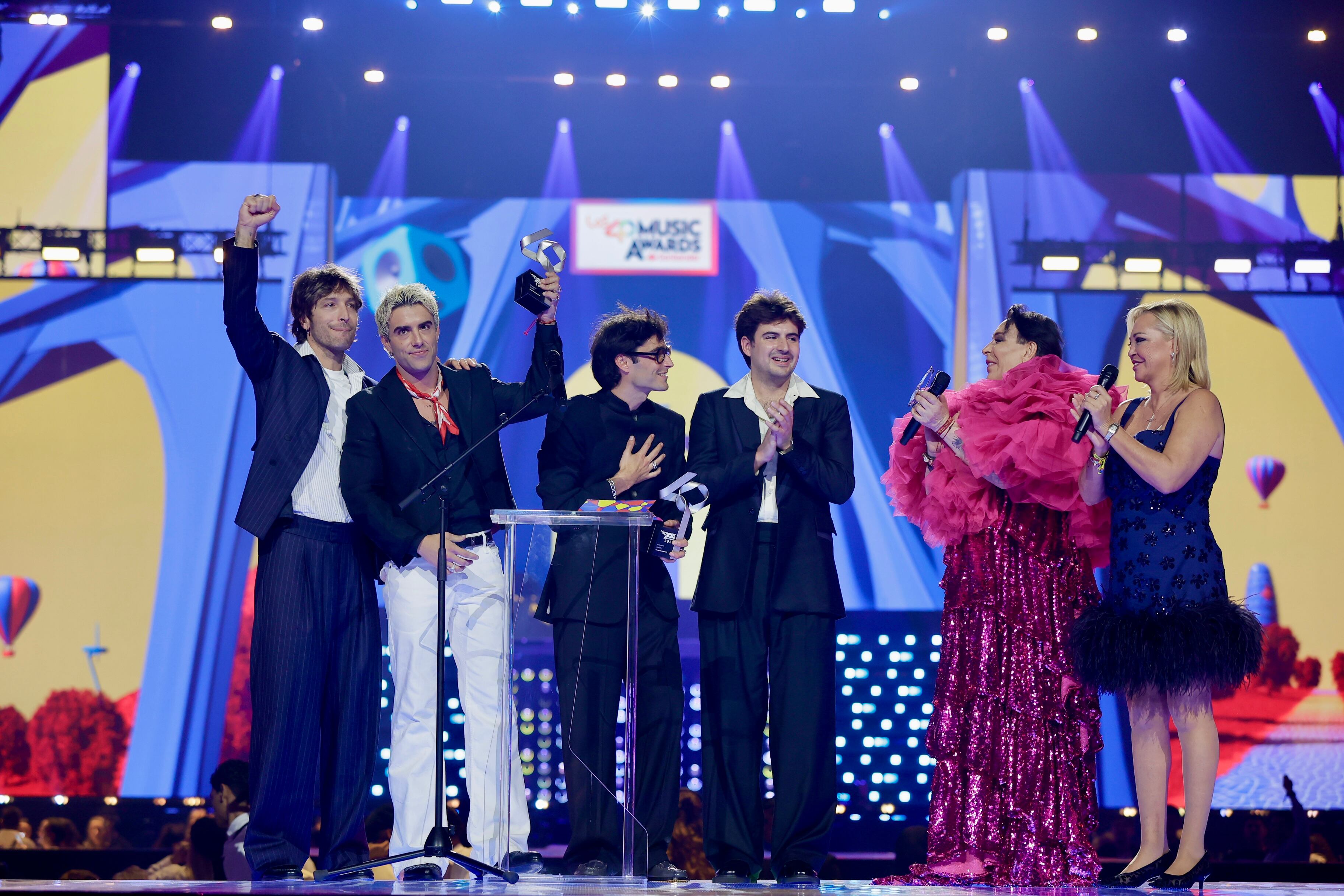 Olvidé olvidarte sacó nuestro lado más romántico en directo y también con su premio a Mejor Colaboración en Categoría España