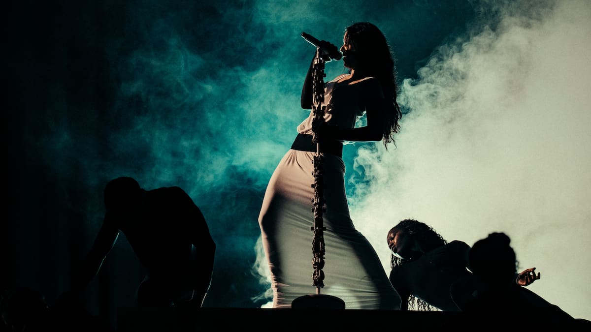 Inma Cuesta reacciona a las palabras de Paco León extasiado tras el concierto de Rosalía: "Qué bonito"