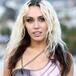 ¿Es Carla Pierce el pseudónimo de Miley Cyrus para publicar discos en secreto?