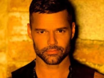 Ricky Martin enciende las redes de sus fans con su video &quot;Fiebre&quot;