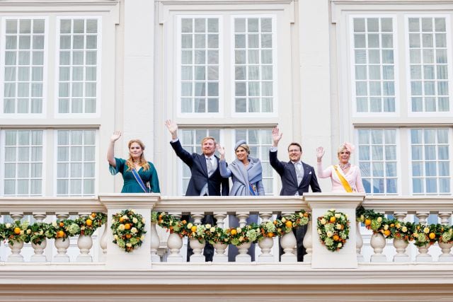 La princesa Catalina Amalia junto a los Reyes de Países Bajos y sus hermanos.