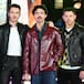 Los Jonas Brothers desatan la locura al presentarse por sorpresa en una noche de Trivial sobre 'Camp Rock'