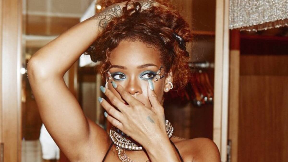 Charlie Sheen insulta a Rihanna en televisión