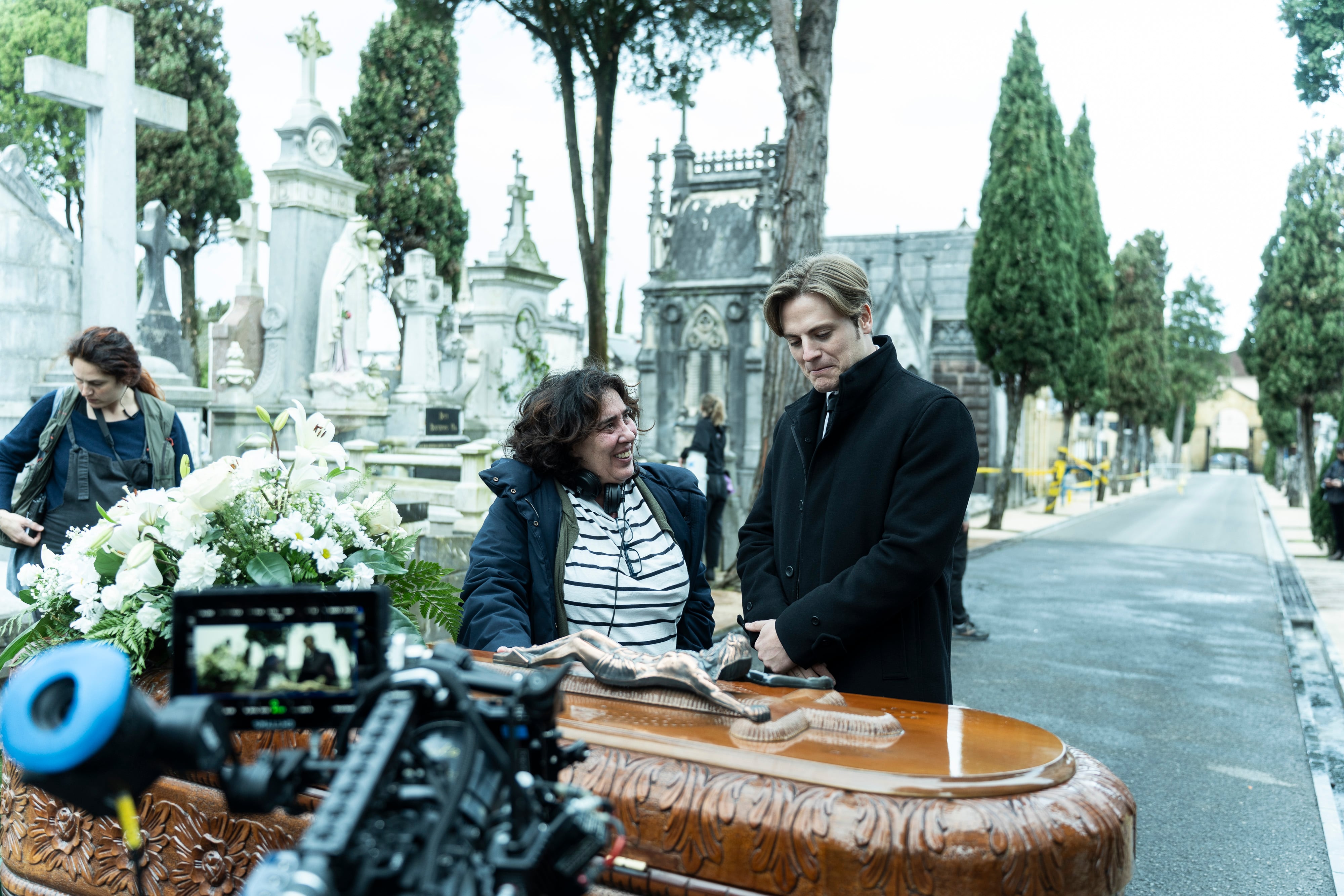 Arantxa Echevarría en el rodaje de &#039;Cada día nace un listo&#039;. / Mikel Blasco / Atresmedia Cine