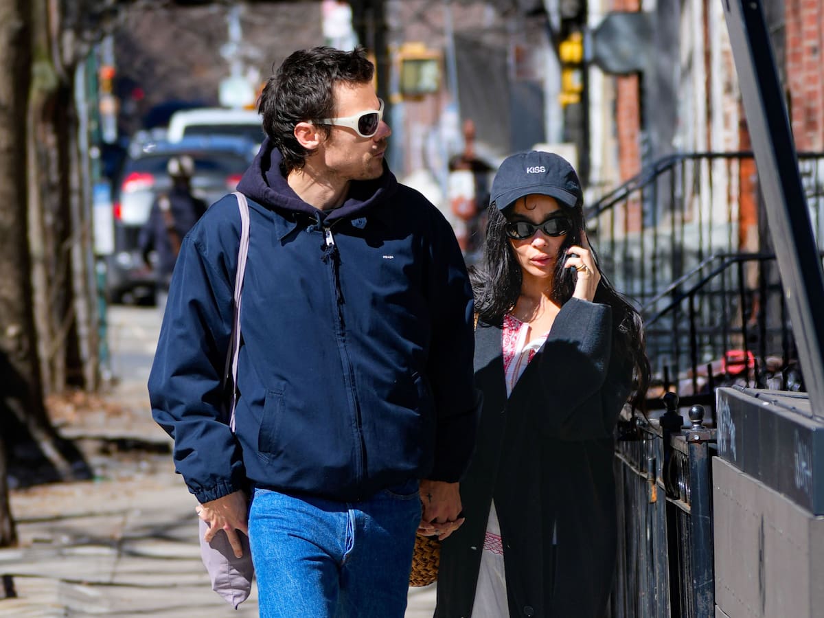 Harry Styles y Zoë Kravitz: cronología de una relación discreta y el misterioso anillo