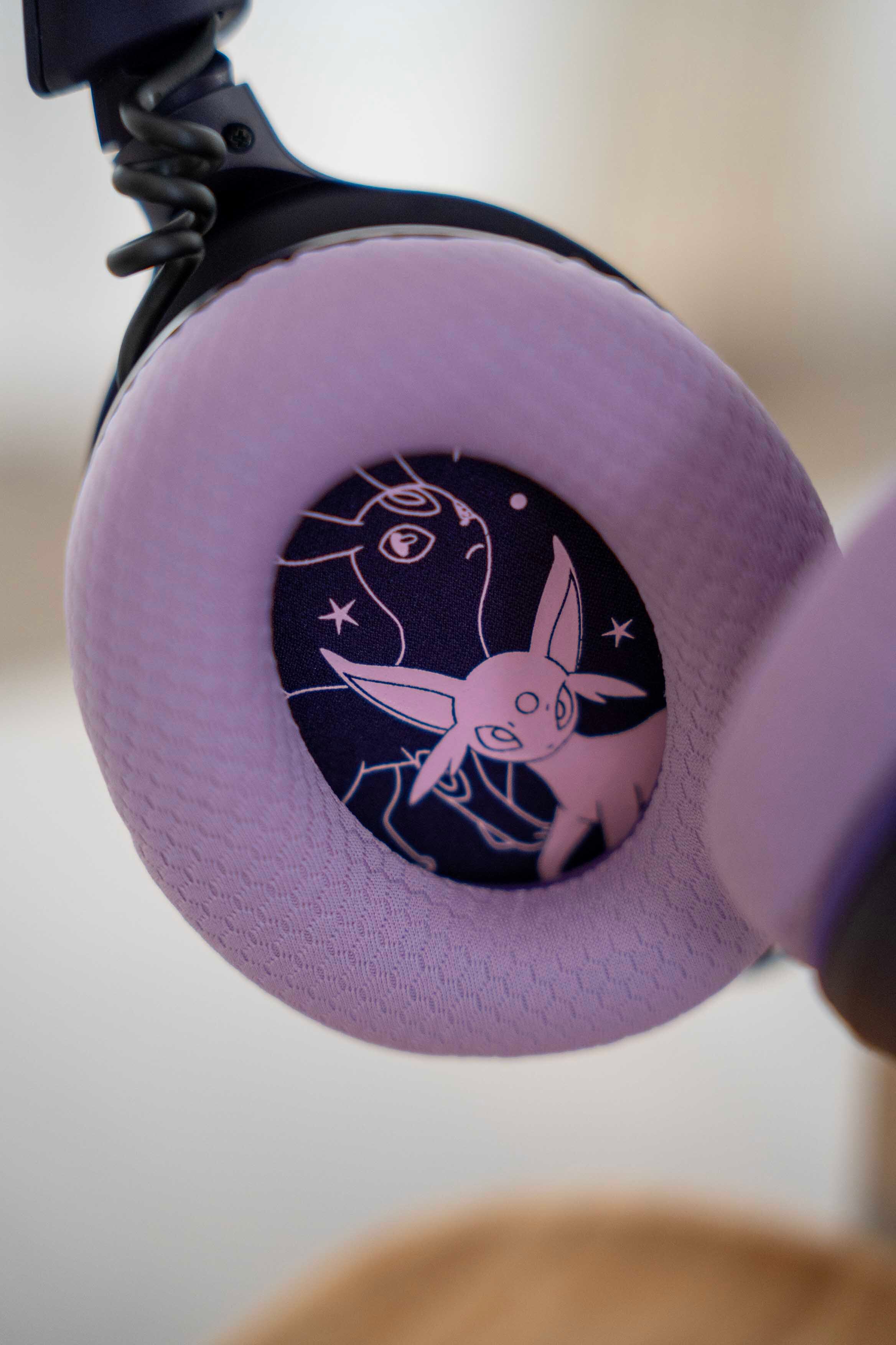 Razer x Pokémon: Espeon y Umbreon llevan la dualidad de la segunda generación al escritorio.