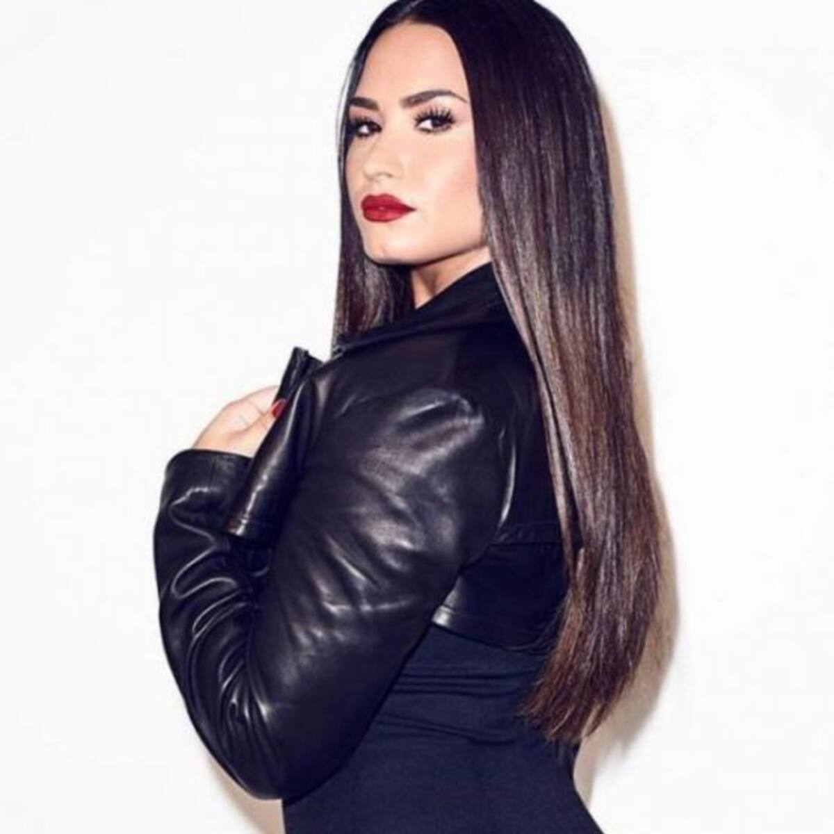 Demi Lovato estrena "Tell Me You Love Me" en español