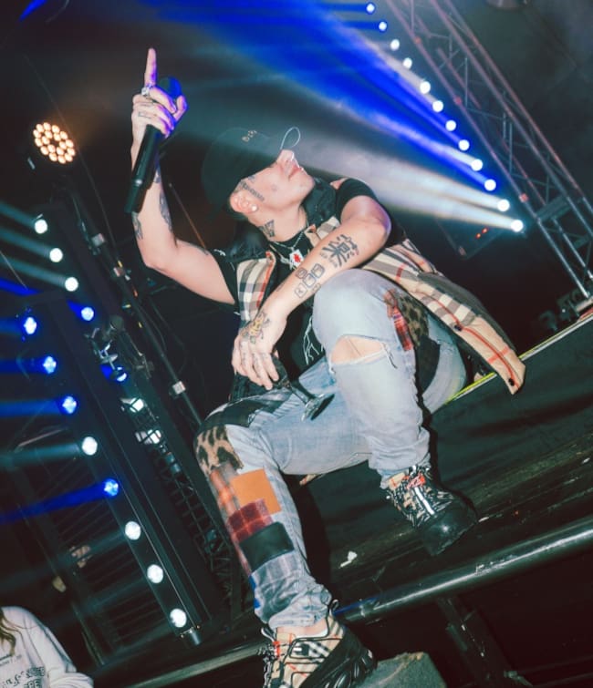 Duki en la presentación de 'Temporada de Reggaetón'