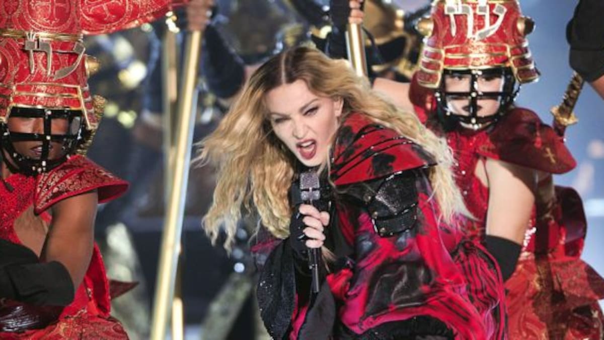 Se corta la luz en pleno show de Madona