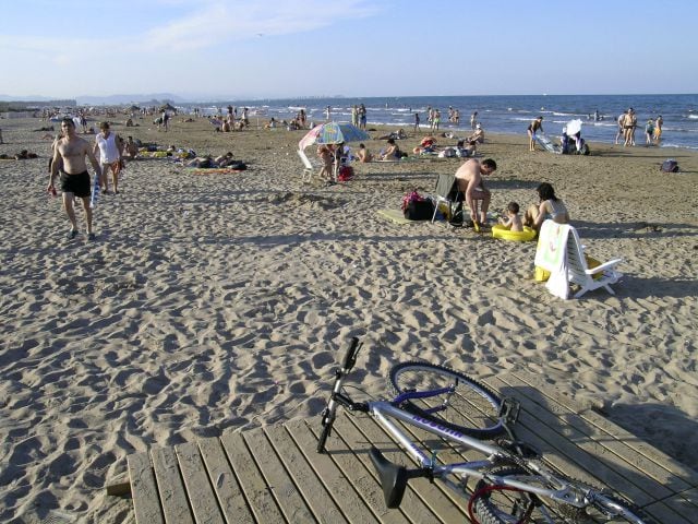 Playa de la Malvarosa, Valencia.