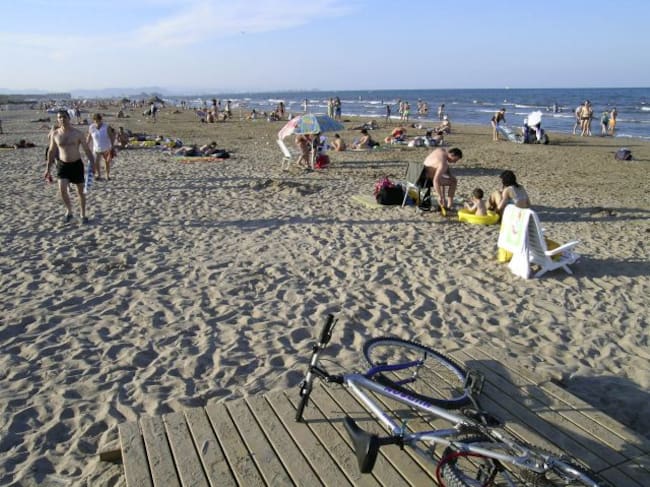 Playa de la Malvarosa, Valencia.