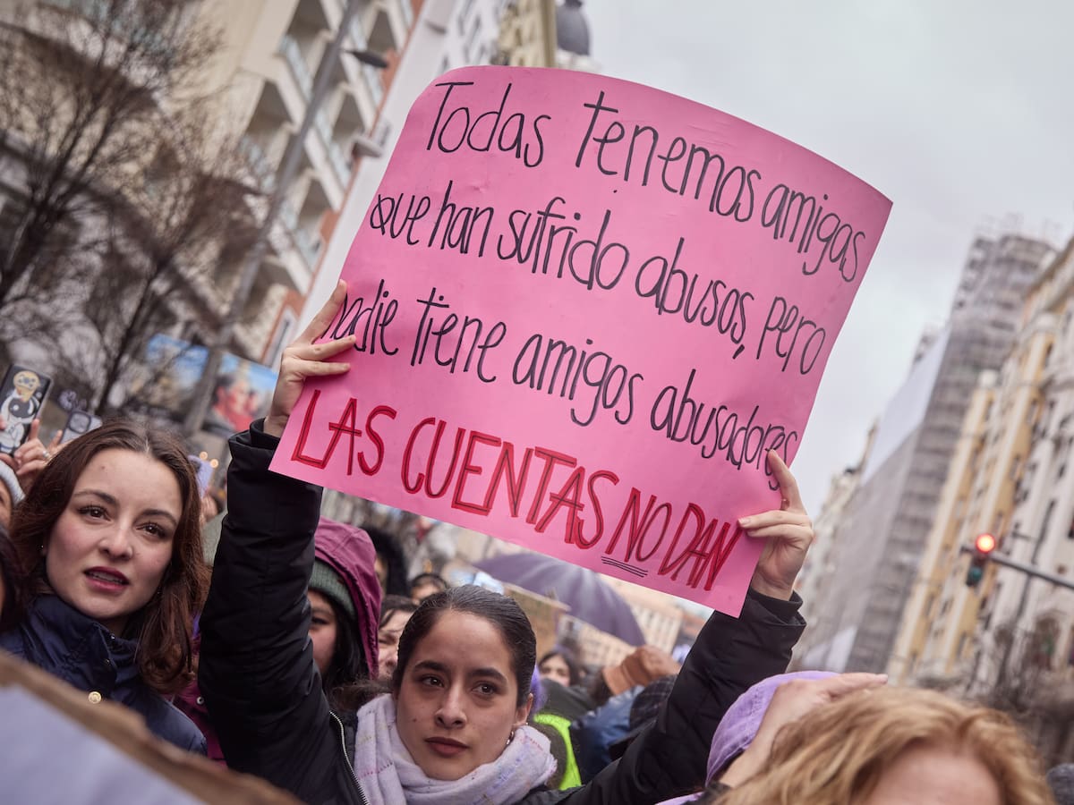 35 frases y versos de canciones para tus carteles y pancartas de la manifestación del 8M 2026