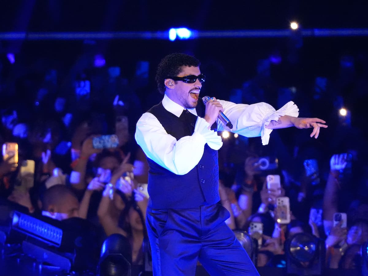 10 ideas de 'outfits' para los conciertos de Bad Bunny en Barcelona