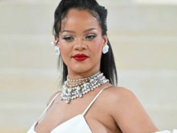 2656 días sin nuevo disco de Rihanna y otrxs artistas que se lo tomaron con calma