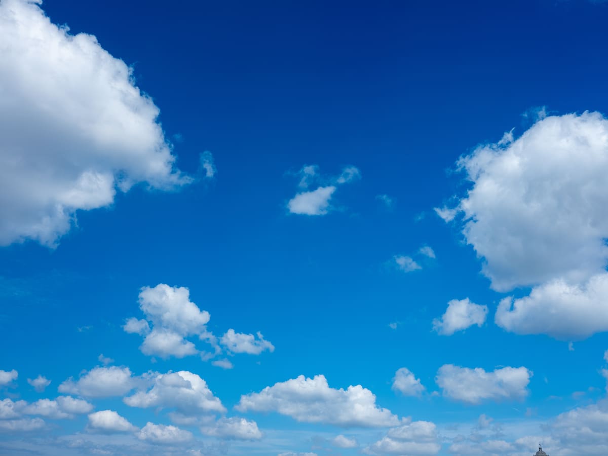 El aire que respiras puede estar matándote: por qué hoy importa más que nunca el Día del Aire Limpio