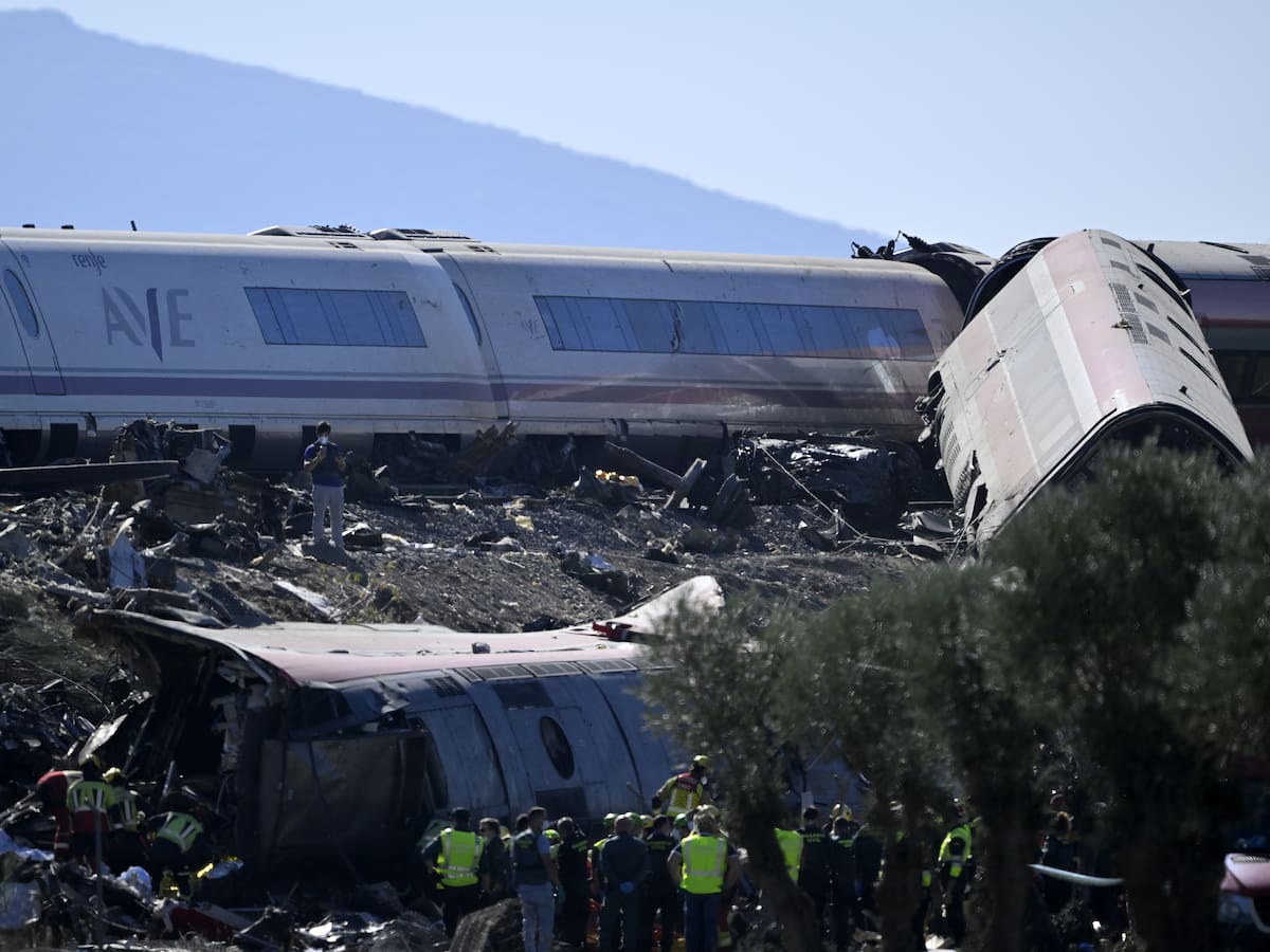 Accidente de tren en Toledo, última hora hoy: al menos 68 muertos, heridos, desaparecidos y causas de la colisión del Iryo y el AVE