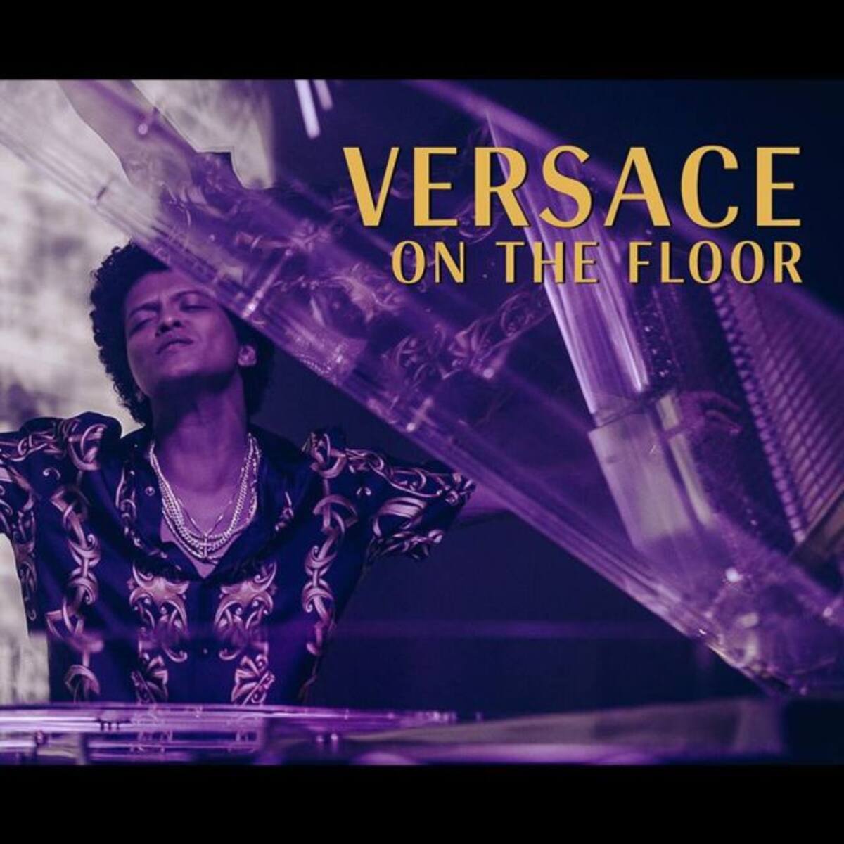 ¡Este es "Versace On The Floor", el nuevo video de Bruno Mars!