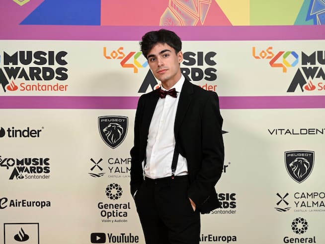 Charlie USG en la alfombra roja de LOS40 Music Awards Santander 2023 / Foto: Jorge París y Elena Buenavista