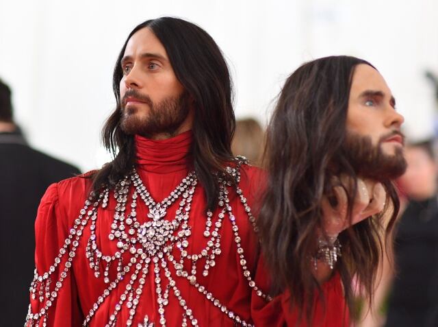 Jared Leto en la alfombra roja de la MET Gala 2019