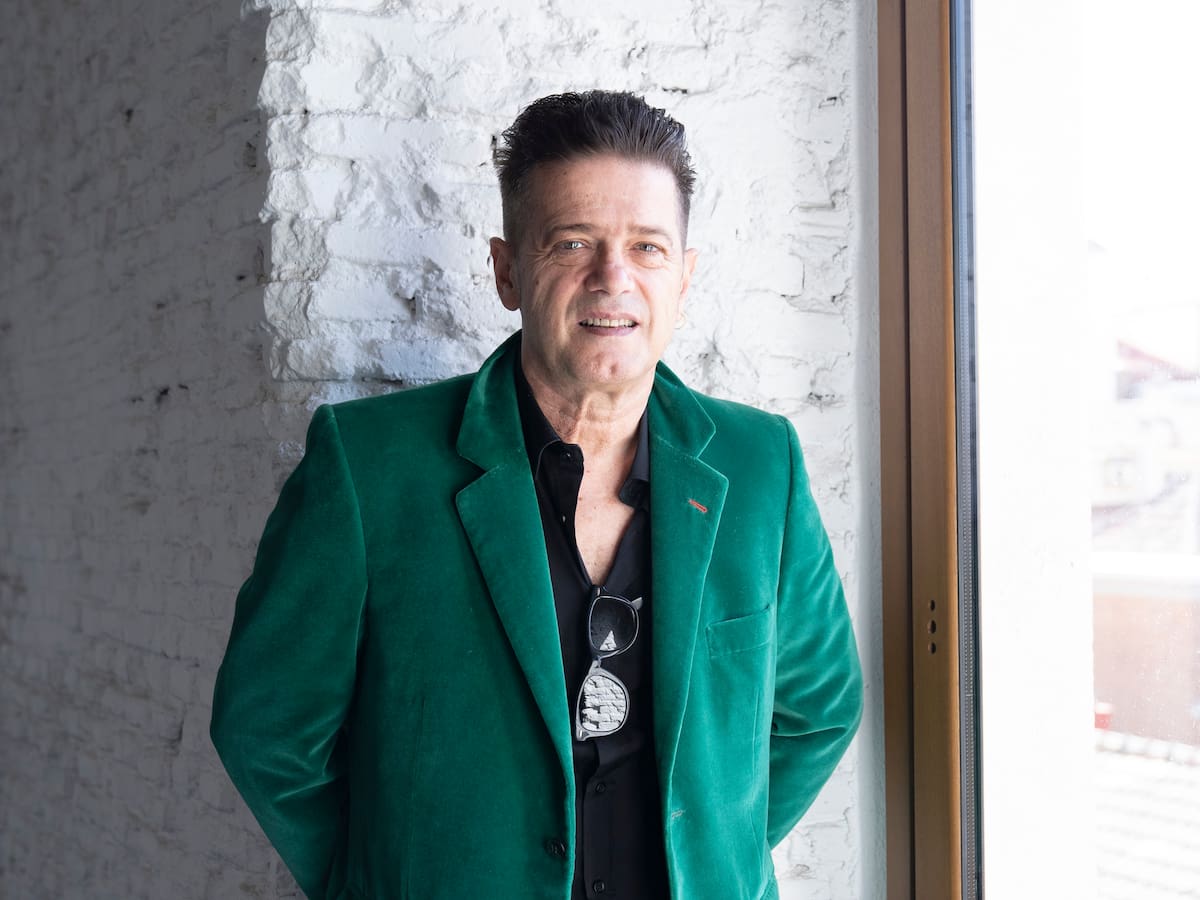 Santiago Auserón paraliza su gira de forma inesperada: la razón médica que obliga al músico a detenerlo todo