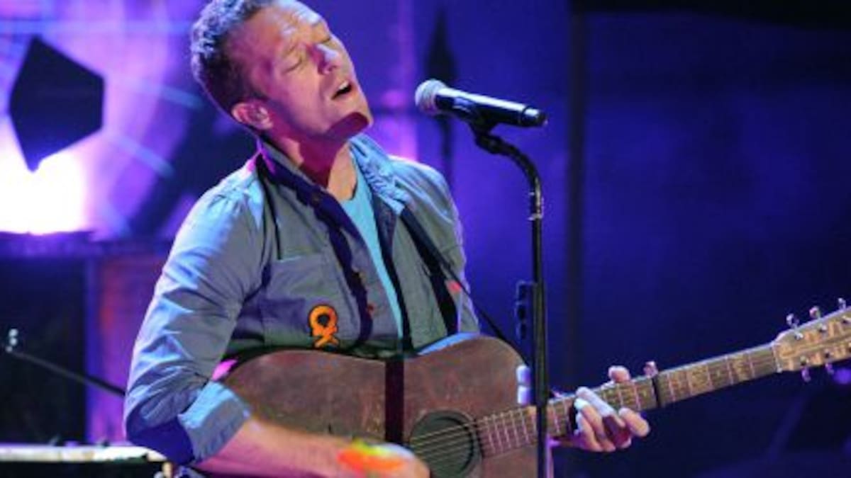 Chris Martin homenajeó a Prince junto a chicos de 8vo grado