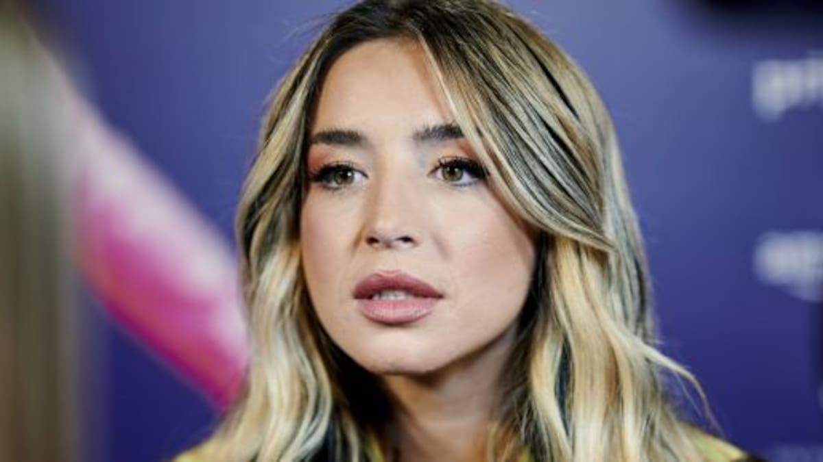 La última colaboración de Lola Índigo es ‘Antes que salga el sol’ con FMK: mira aquí el vídeo