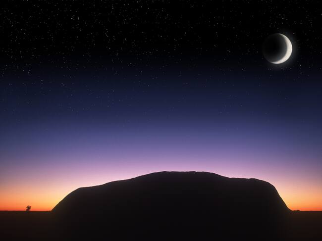 Silueta de Ayers Rock, en Australia.
