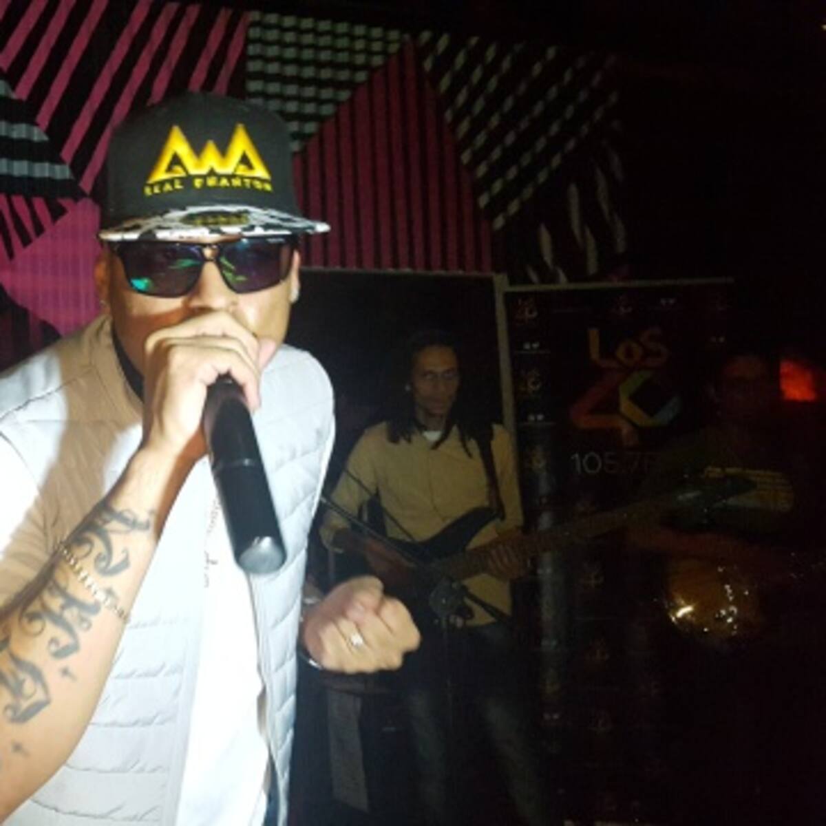 Real Phantom en Tarima