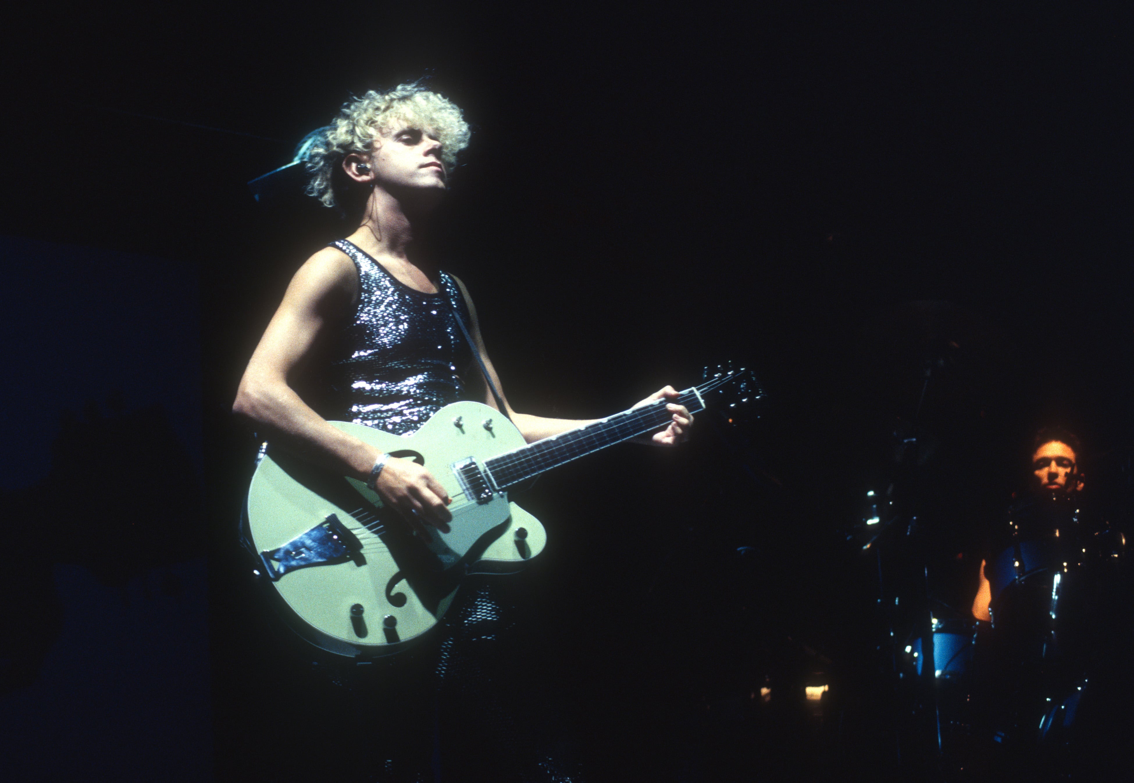 Depeche Mode en un concierto en Minnesota en 1993