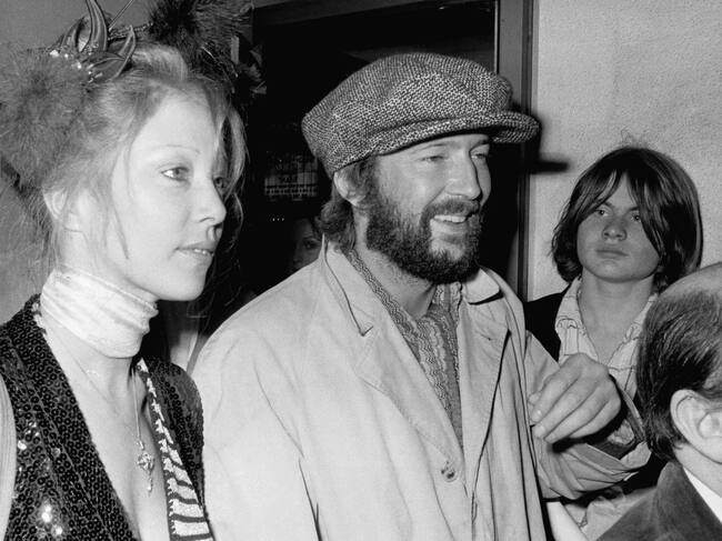 Eric Clapton y Patti Boyd en Leicester Square