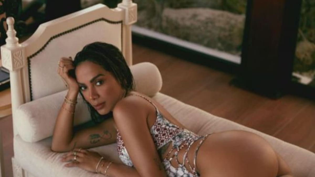 ANITTA ESTRENA “ROMEO”