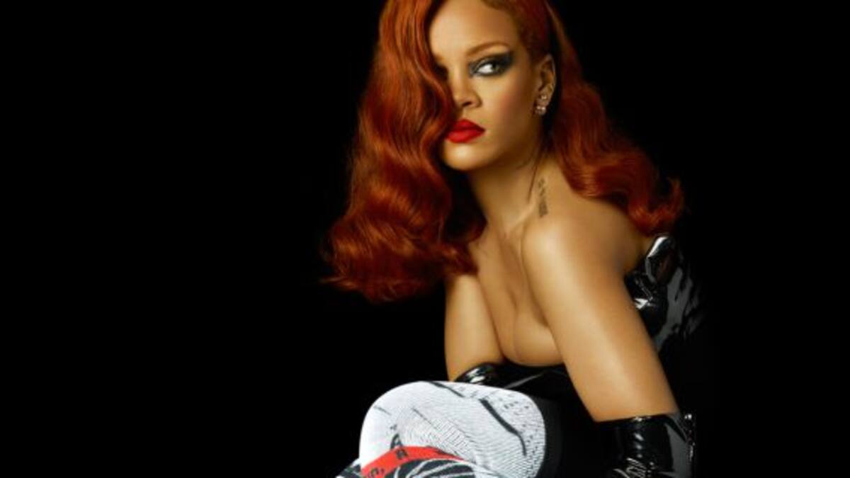 Rihanna lanza su línea de medias