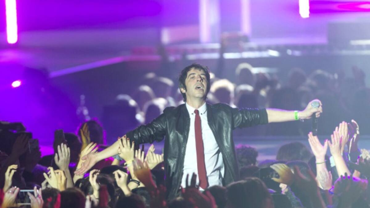 Sidonie homenajea a Supersubmarina en la gran gala de LOS40 Music Awards